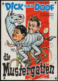 9w0034 CHICKENS COME HOME German R1960s wacky, completely different art of Stan Laurel, Oliver Hardy!