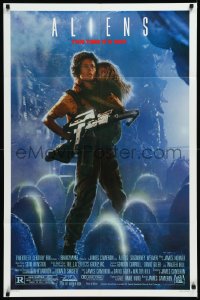 1b1096 ALIENS 1sh 1986 James Cameron sci-fi sequel, Sigourney Weaver as Ripley carrying Carrie Henn!