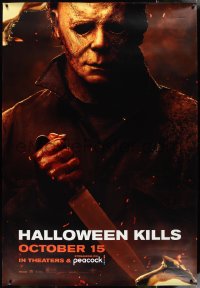 1g0081 HALLOWEEN KILLS DS bus stop 2021 Jamie Lee Curtis, super close-up of Michael Myers w/ knife!