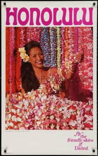 1r0043 UNITED AIRLINES HONOLULU 25x40 travel poster 1970s smiling woman at lei stand at airport!