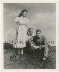 2h0664 BEVERLY TYLER signed deluxe 8.25x10 still 1945 great scene in The Green Years!