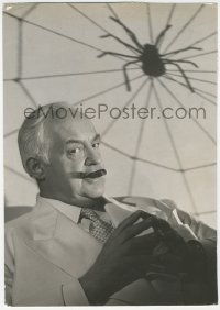 2p1600 ACROSS THE PACIFIC deluxe 7.5x10.75 still 1942 Sydney Greenstreet is an overweight spider!
