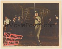 3d0714 20 MILLION MILES TO EARTH LC #3 1957 policemen wait as William Hopper taunts the beast!