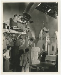 4f1236 ANGELS WITH DIRTY FACES candid 8x10 still 1938 Curtiz filming Pat O'Brien from above by Kling!