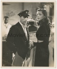6b1430 TO HAVE & HAVE NOT 8x10 still 1944 c/u of Humphrey Bogart & sexy Lauren Bacall by Mac Julian!