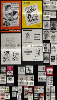 6d0120 LOT OF 71 UNCUT PRESSBOOKS 1950s-1970s advertising for a variety of different movies!