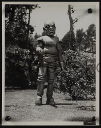 6f1676 PHANTOM CREEPS 2 8x10 stills 1939 great images of of wacky eight foot tall mechanical man!