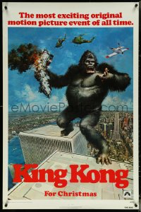 6g0855 KING KONG teaser 1sh 1976 John Berkey art of the BIG Ape standing on the Twin Towers!