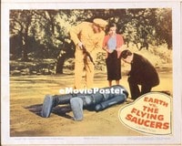 VHP7 276 EARTH VS THE FLYING SAUCERS lobby card '56 robot captured!