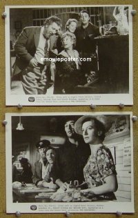 #6961 SUNDOWNERS 2 8x10s 61 Kerr,Mitchum 