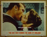 D018 DAY THEY ROBBED THE BANK OF ENGLAND lobby card #2