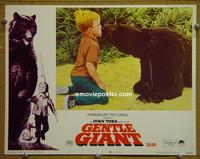 D157 GENTLE GIANT lobby card #2 '67 big bear and boy!