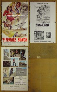 g316 FEMALE BUNCH vintage movie pressbook '69 sexy western!