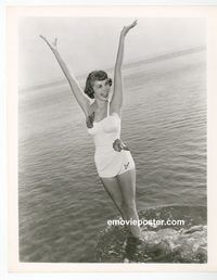j908 JANET LEIGH #2 vintage 8x10 still '50s super sexy swimsuit pose!