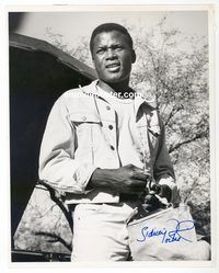 j970 SIDNEY POITIER signed vintage 8x10 still '63 Lilies of the Field