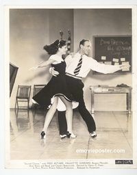 j665 SECOND CHORUS #2 vintage 8x10 still '40 Astaire & Goddard dancing!