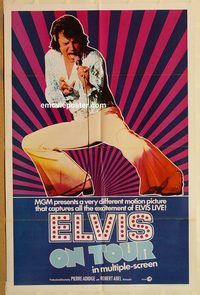 t247 ELVIS ON TOUR int'l 1sh '72 cool full-length image of Elvis Presley singing into microphone!
