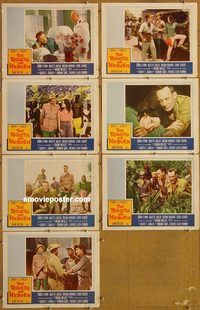 e803 ROOTS OF HEAVEN 7 vintage movie lobby cards '58 Errol Flynn, Julie Greco