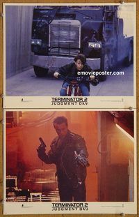 e238 TERMINATOR 2 2 vintage movie lobby cards '91 Arnold Schwarzenegger