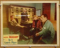 v079 IN A LONELY PLACE movie lobby card #6 '50 Bogart talks to cops!