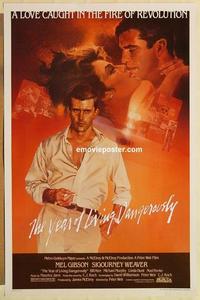 c834 YEAR OF LIVING DANGEROUSLY one-sheet movie poster '83 Mel Gibson