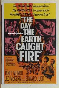 b617 DAY THE EARTH CAUGHT FIRE one-sheet movie poster '62 Janet Munro
