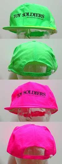 m011 TOY SOLDIERS 2 green & pink special promotional movie hats '91 Astin, Coogan