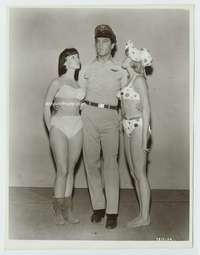 k023 ELVIS PRESLEY candid vintage 7.5x10 movie still '50s in uniform w/girls!
