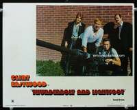 t040 THUNDERBOLT & LIGHTFOOT movie lobby card #5 '74 Clint's big gun!