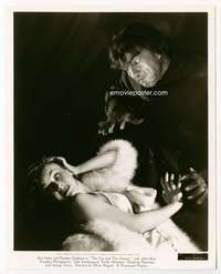 h716 CAT & THE CANARY deluxe 8x10 movie still '39 she's attacked #1