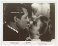 a123 NOTORIOUS 8x10.25 movie still '46 Grant & Ingrid Bergman c/u!