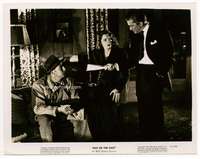 t216 OUT OF THE PAST 8x10.25 movie still '47 Mitchum, Greer, Douglas