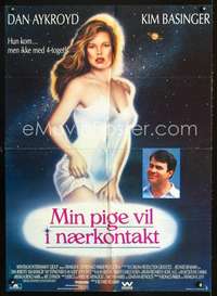 w439 MY STEPMOTHER IS AN ALIEN Danish movie poster '88 sexy Basinger!