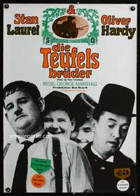 w068 PACK UP YOUR TROUBLES German movie poster R60s Laurel & Hardy
