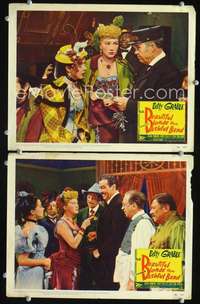 z089 BEAUTIFUL BLONDE FROM BASHFUL BEND 2 movie lobby cards '49 Grable