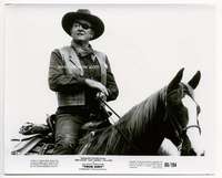 n495 TRUE GRIT 8x10 movie still '69 best John Wayne c/u on horseback!