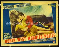 w608 NORTH WEST MOUNTED POLICE lobby card '40 Robert Preston & Paulette Goddard romantic close up!