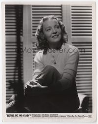1b032 BROTHER RAT & A BABY 8x10.25 movie still '40 great smiling portrait of Jane Bryan!