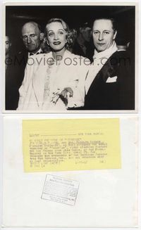 1b010 MARLENE DIETRICH 8x10 movie still news photo '42 with her husband at the premiere of Moontide!