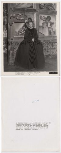 1b002 SCARLET EMPRESS 8x10 '34 full length portrait of Marlene Dietrich as Catherine the Great!