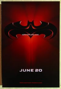 1p032 BATMAN & ROBIN DS 1sh '97 Clooney, O'Donnell, cool image of bat symbol