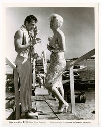 1r095 SOME LIKE IT HOT candid 8x10 '59 close up of Tony Curtis & sexiest Marilyn Monroe laughing!