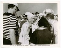 1r102 SOME LIKE IT HOT candid 8x10 '59 sexy Marilyn Monroe in swim cap surrounded by onlookers!