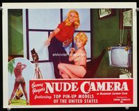 1w091 BUNNY YEAGER'S NUDE CAMERA lobby card '64 posing naked top pin-up model by 1960s TV set!