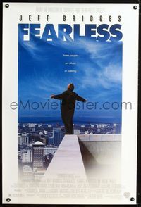 1z192 FEARLESS DS 1sh '93 directed by Peter Weir, Jeff Bridges standing on edge of building rooftop!