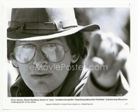 2d011 CLOSE ENCOUNTERS OF THE THIRD KIND candid 8x10.25 '77 c/u of super young Steven Spielberg!