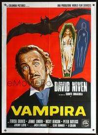 2p239 OLD DRACULA Italian 1p '75 art of wacky vampire David Niven, plus bat & sexy girl in coffin!