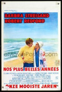 3c793 WAY WE WERE Belgian movie poster '73 Barbra Streisand & Robert Redford walk on the beach!