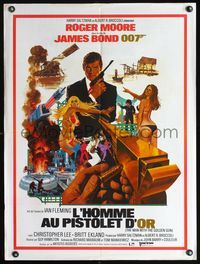 3c194 MAN WITH THE GOLDEN GUN French 23x32 poster '74 Roger Moore as James Bond by Robert McGinnis!
