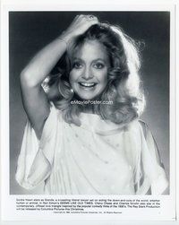 3m367 SEEMS LIKE OLD TIMES 8x10 '80 great close up of confused smiling Goldie Hawn w/hand on head!